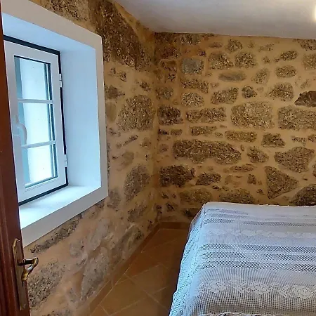 Dos Delgados - Orca, Castelo Branco 3*